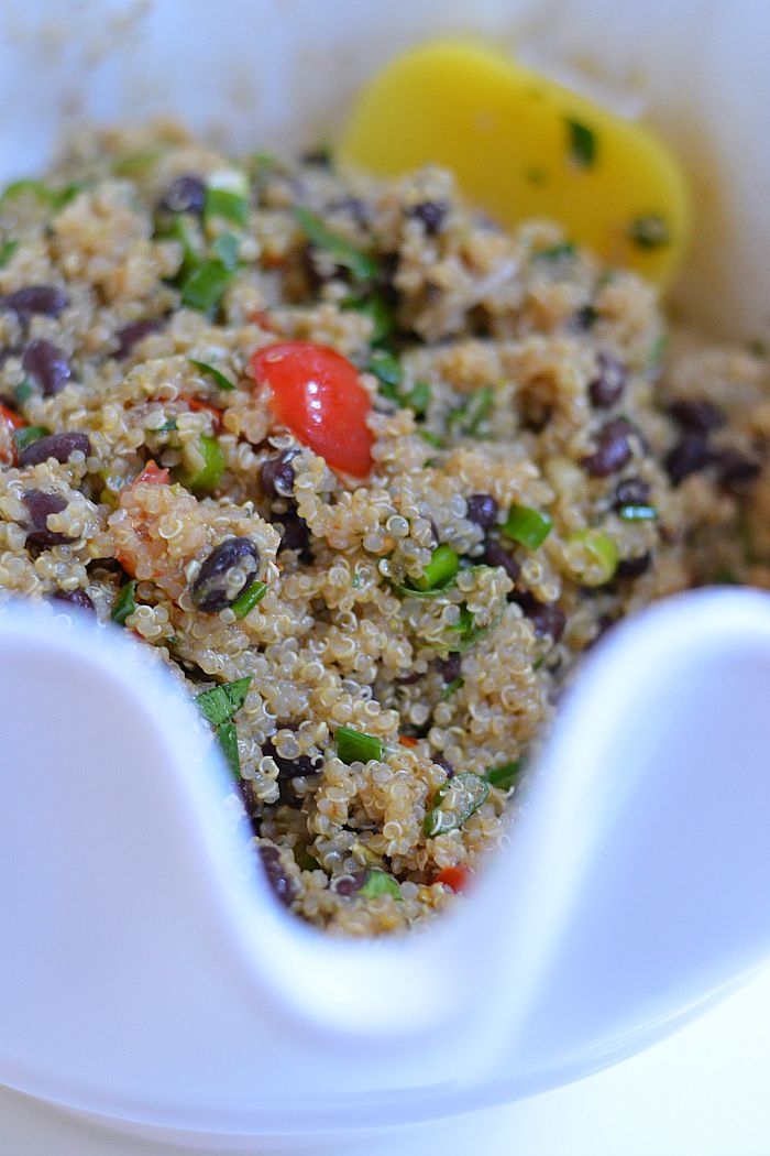 Easy.Zesty.Quinoa.Salad