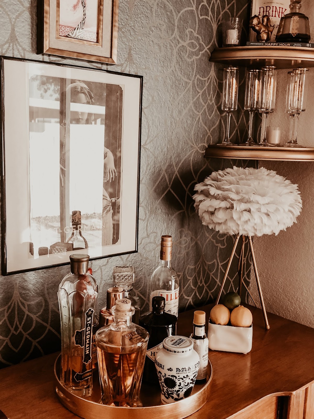 family-tv-room-nook-makeover-diy-turned-into-home-bar-perfect-for-entertaining-candice-olson-wallpaper