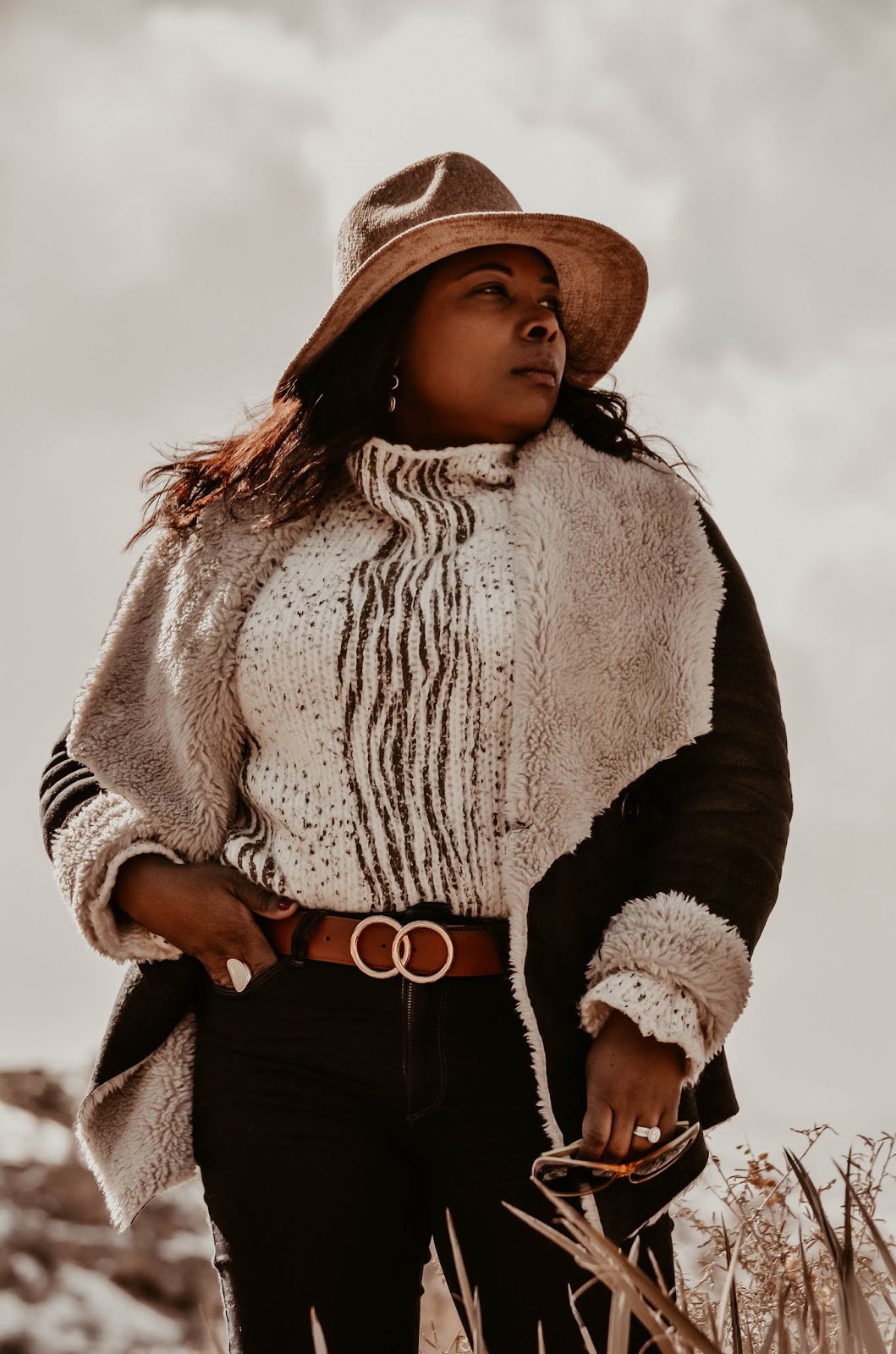 cowgirl-paige-denim-bootleg-jeans-pants-anthropologie-blush-plush-chenille-hat-guess-double-ring-belt-vintage-cateye-sunglasses-at-snowy-mount-charleston-lasvegas-nv