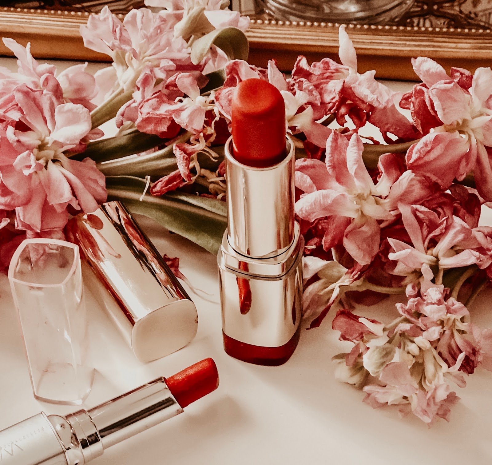 best-recommended-favorite-red-lipsticks-for-brown-skin-girls-milani-maybelline-superstay-matte-ink-rimmel-london-stay-matte