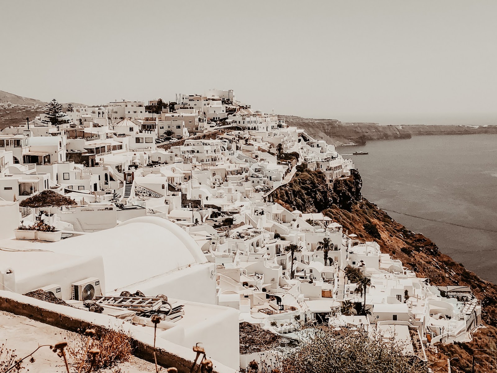 petite-women-fashion-mykonos-greece-reflecting-on-2019-bye2019